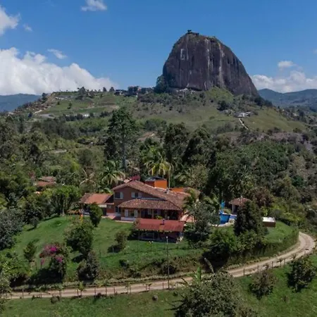 Finca El Paraiso Guatapé Exterior foto