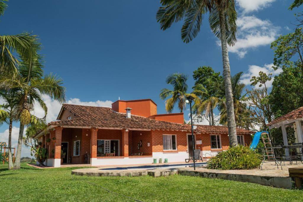 Villa El Paraiso *