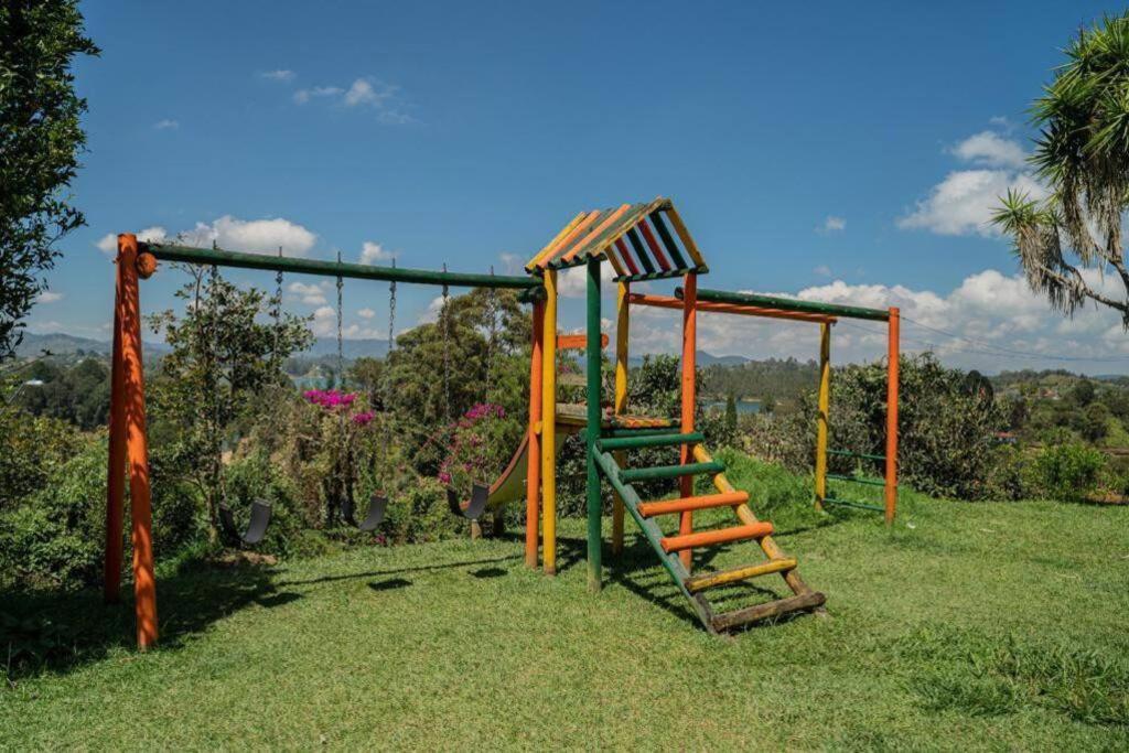El Paraiso *